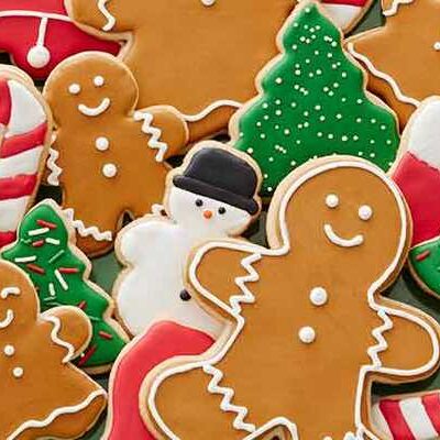 Pasadena Seniors Group to Host Holiday Caroling Event With Cookies and Community Spirit