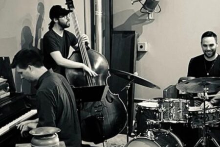 Triple Shot Jazz Trio Brings Morning Groove to Pasadena