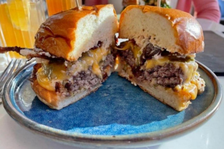 Cheeseburger Week: And the Bun Goes On