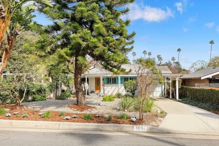 Charming Cottage on North Holliston Avenue, Pasadena